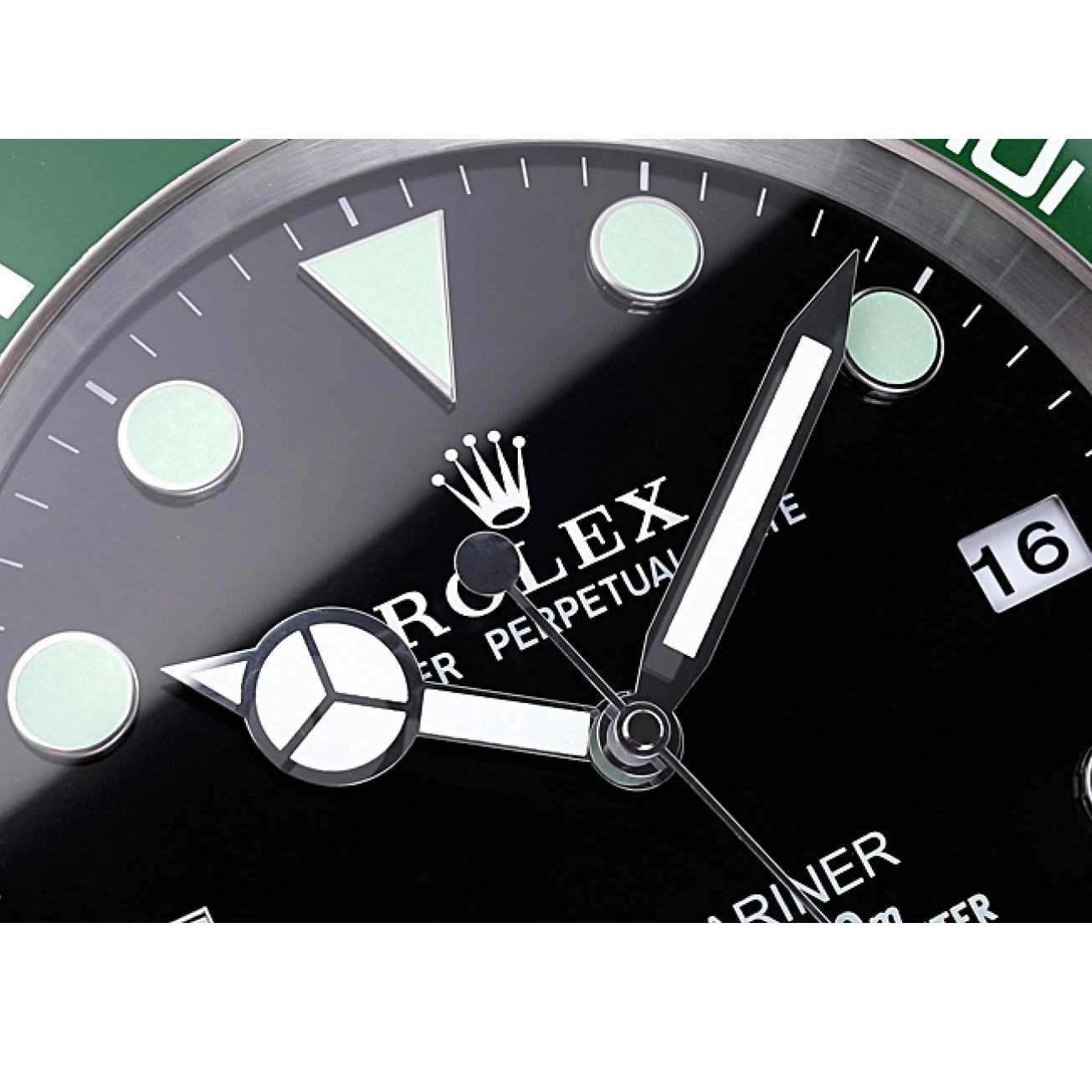 Aaa replica watch Silver-Green Submariner 621912 Wall Rolex Clock 0716